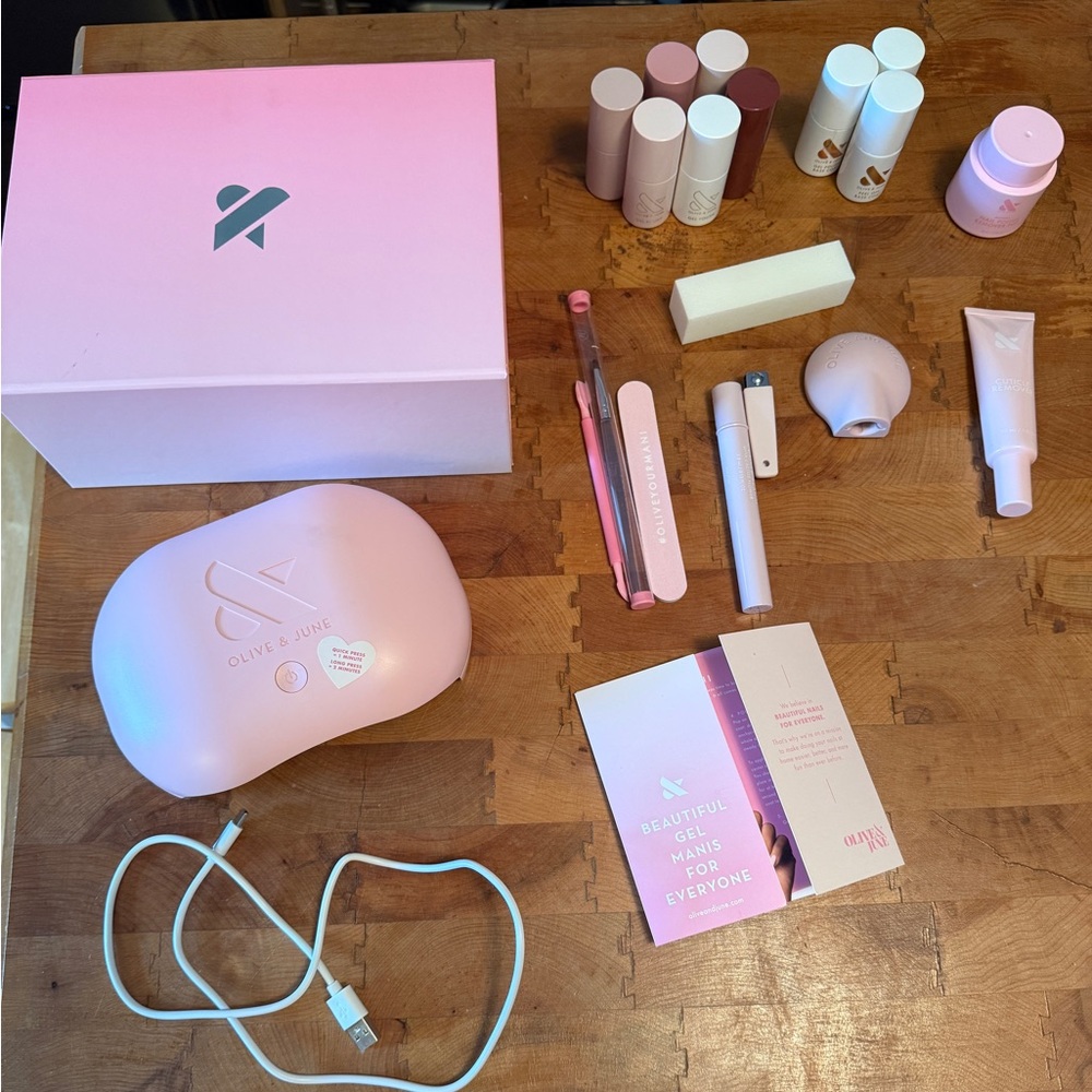 Olive & June Pink Gel Nail Tool Set